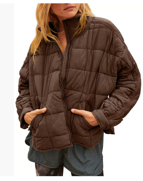 Damen Leichte Steppjacke mit hohem Kragen und praktischen Taschen Amawinc