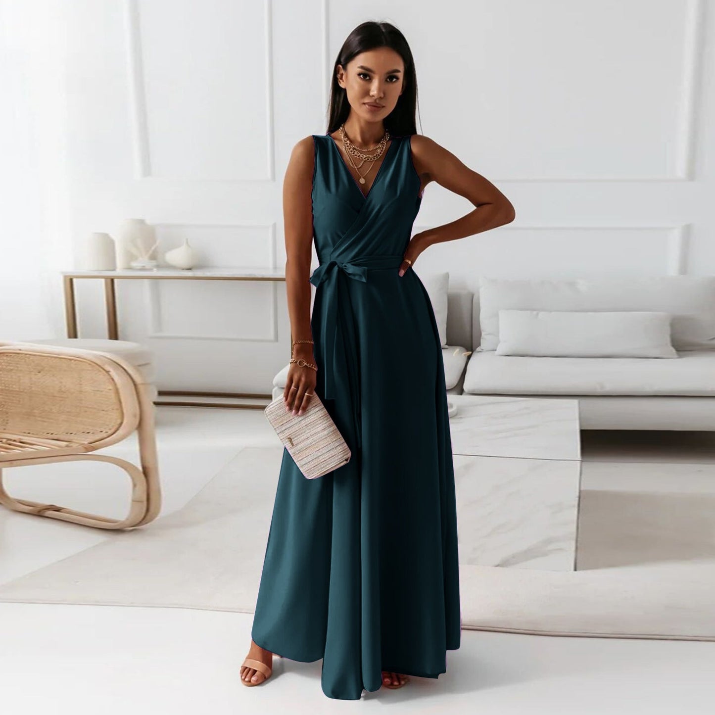 Robe Maxi Sans Manches Col En V Profond Avec Ceinture Wrap Élégante Et Fluide Pour Mariages Et Fêtes