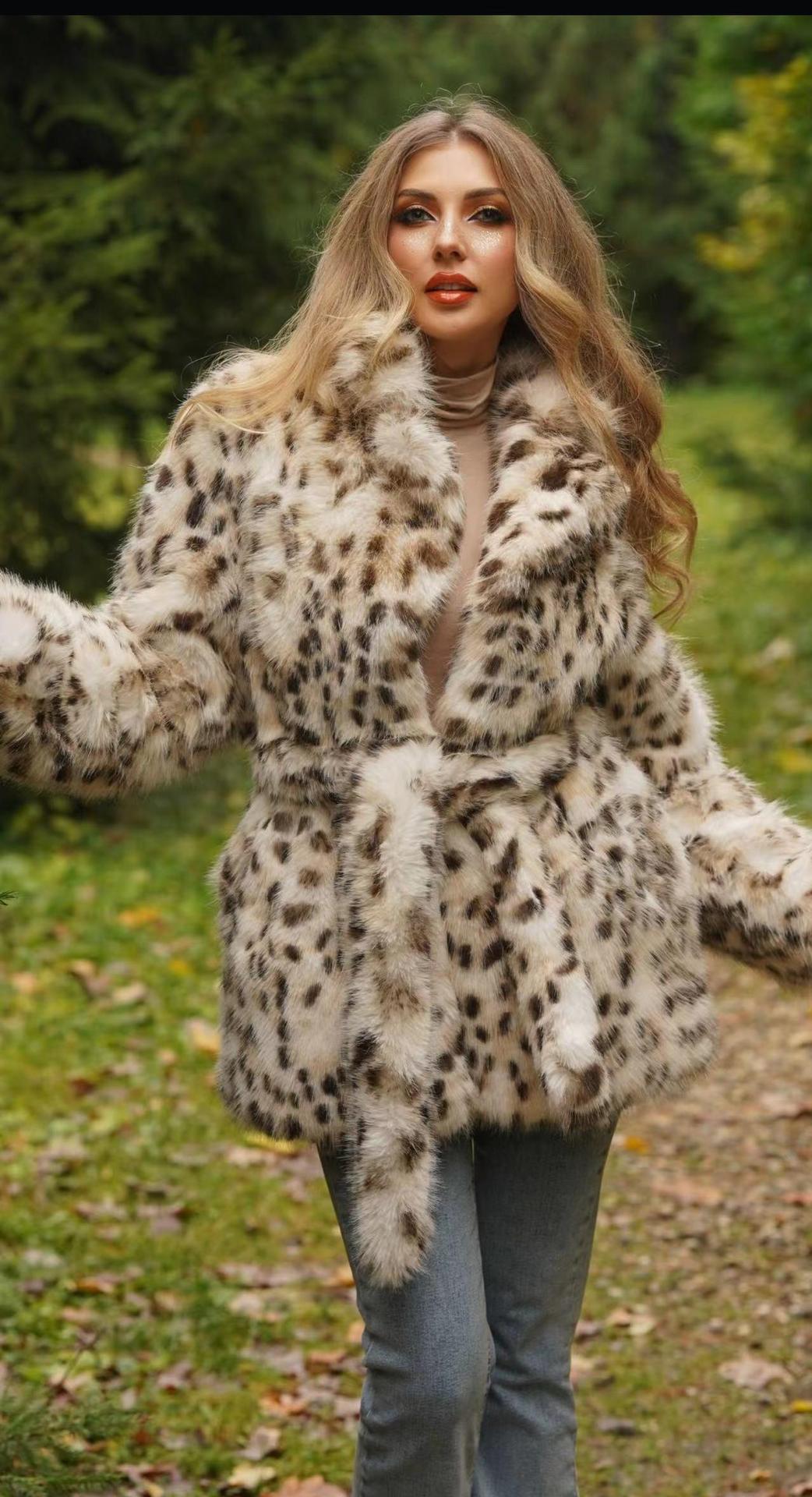 Damen eleganter Kunstpelzmantel mit Gürtel und Leopardenmuster Amawinc