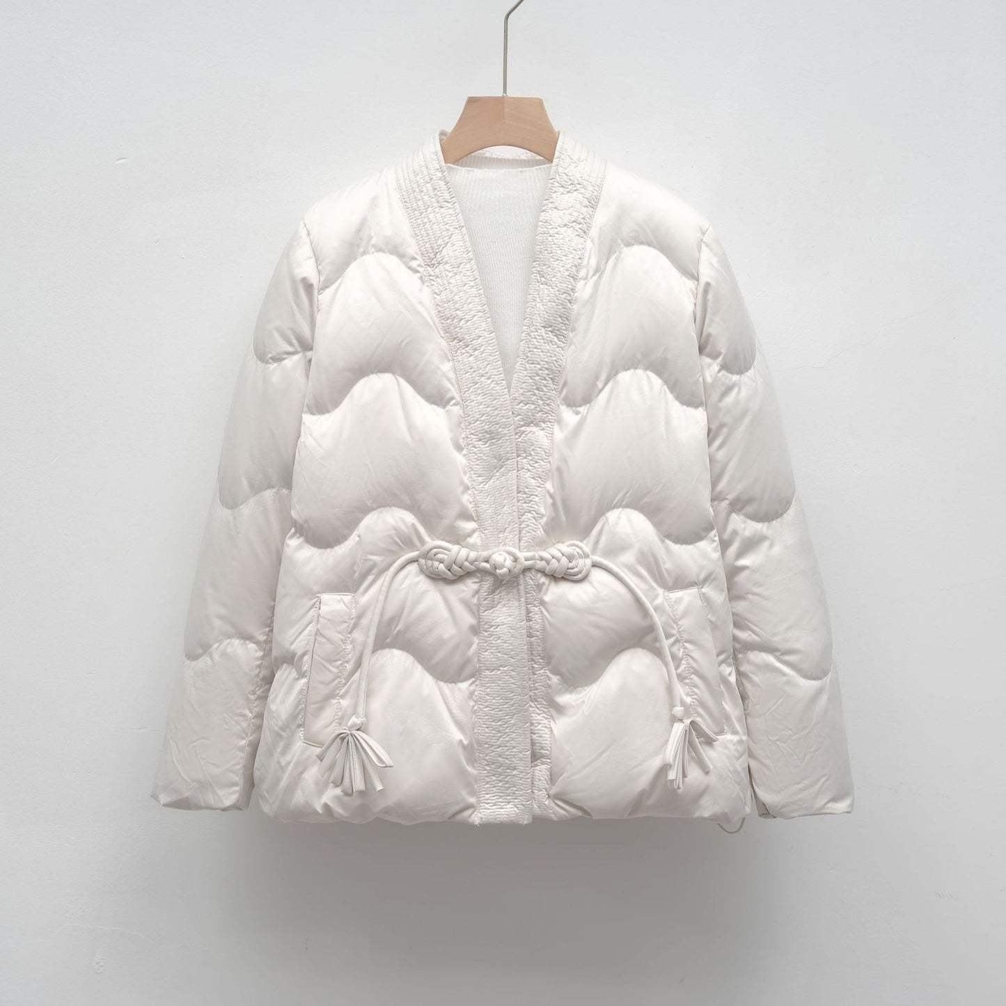 Damen Voluminöse Steppjacke mit Taillenzug und eleganter Struktur Amawinc