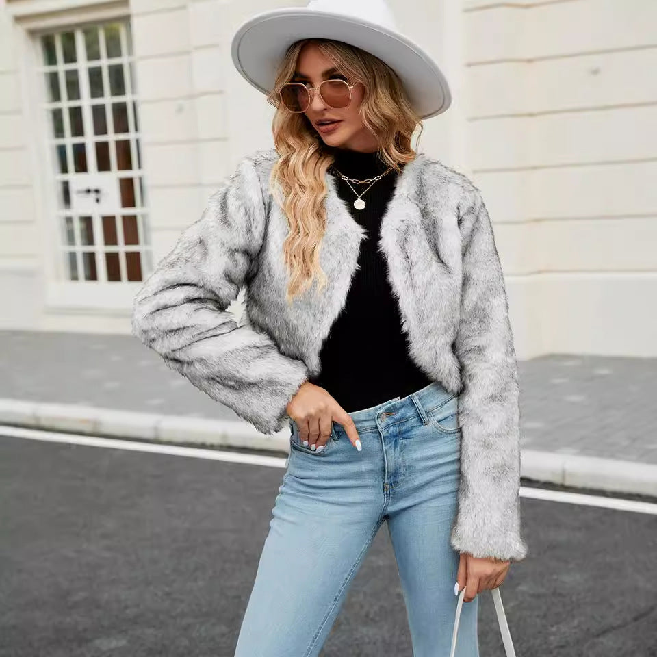 Damen Kurzjacke aus Kunstpelz mit weitem Schnitt und flauschigen Ärmeln Amawinc