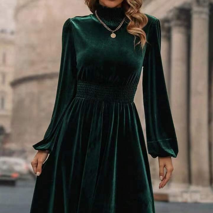 Damen Samtkleid mit hochgeschlossenem Design und eleganten langen Ärmeln Amawinc