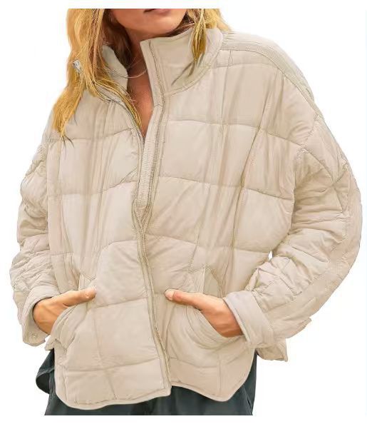 Damen Leichte Steppjacke mit hohem Kragen und praktischen Taschen Amawinc