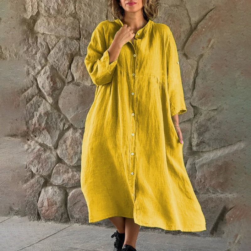 Elegantes, unifarbenes, knielanges Kleid mit Stehkragen und Knopfleiste von Fudus
