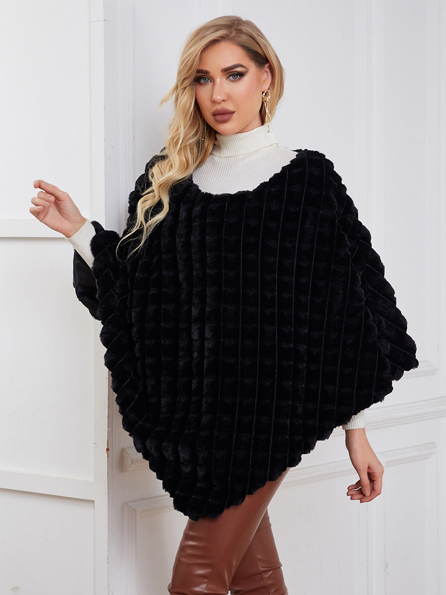 Damen Flauschiger Kunstpelzponcho mit strukturiertem Design und weichem Innenfutter Amawinc