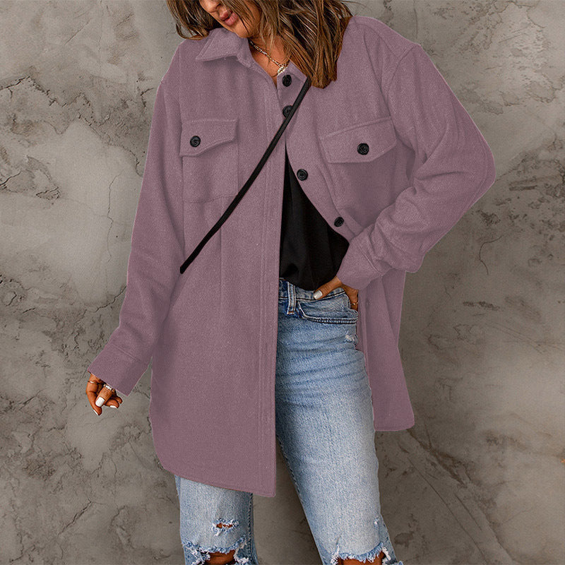 Damen vielseitige Oversize-Hemdjacke mit aufgesetzten Taschen und Knopfverschluss Amawinc
