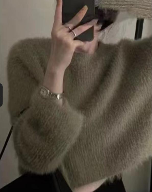 Damen modischer cropped Pullover mit weichem Flausch-Material Amawinc