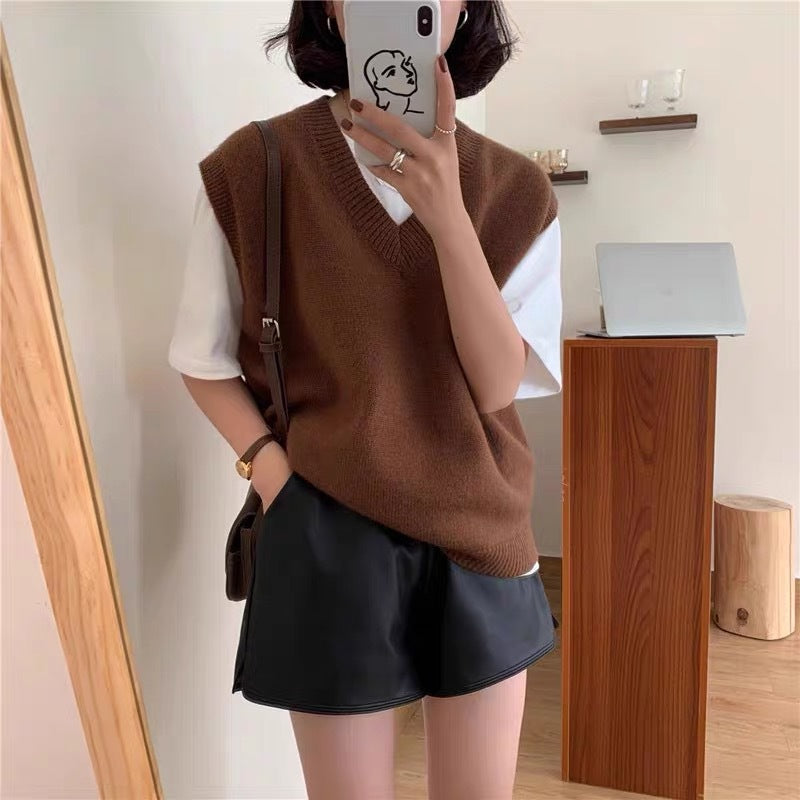 Damen Elegante Strickweste im Relaxed Fit mit V-Ausschnitt und feinen Details Amawinc