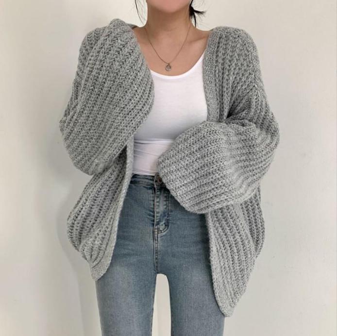 Damen grob gestrickte Oversized Cardigan mit tiefem V-Ausschnitt Amawinc