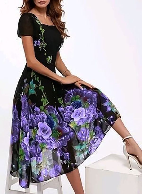 Fudus: Modisches Kurzarm-Kleid in Mehrfarben mit trendigem Print