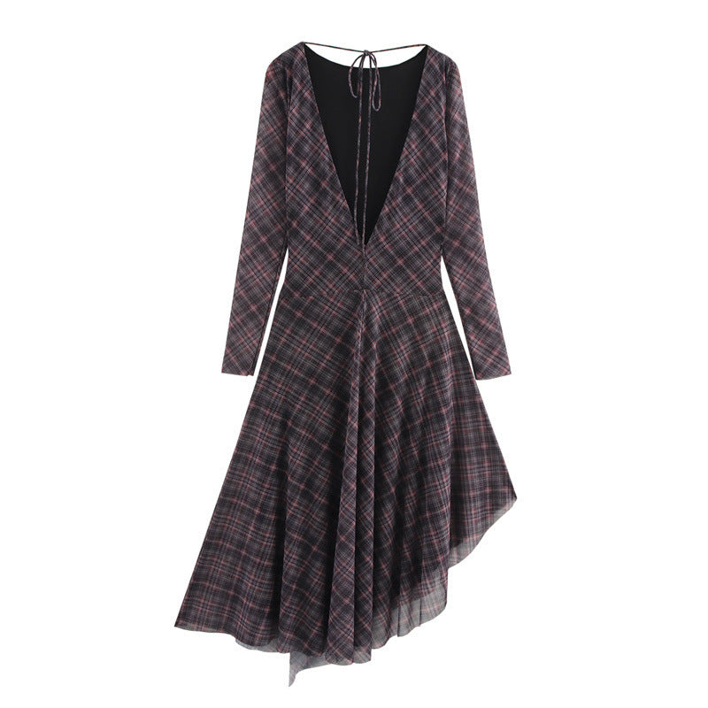 Fudus Retro Kleid: Elegantes, einzigartiges Design