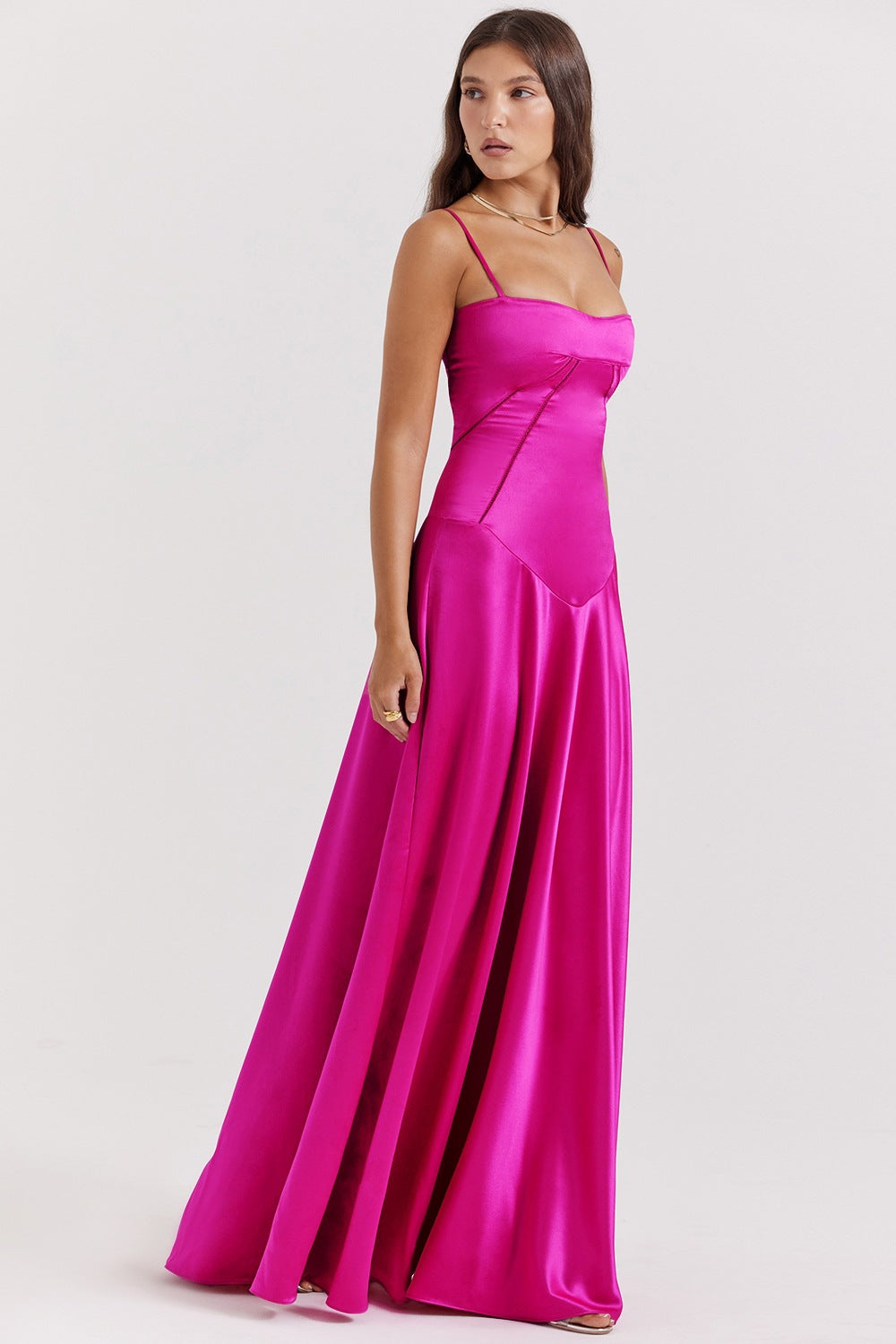 Robe de Soirée Satinée Longue Aline Bretelles Spaghetti Taille Découpée pour Soirées Élégantes
