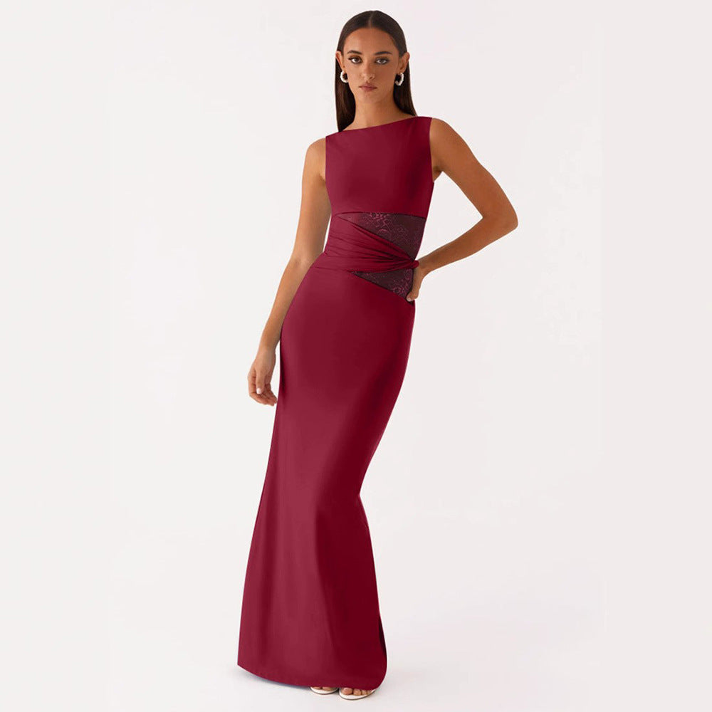Langes, ärmelloses Spitzenkleid von Fudus im eleganten Stil