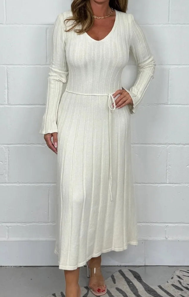 Damen Strickmaxikleid mit V-Ausschnitt und Taillenkordel Amawinc