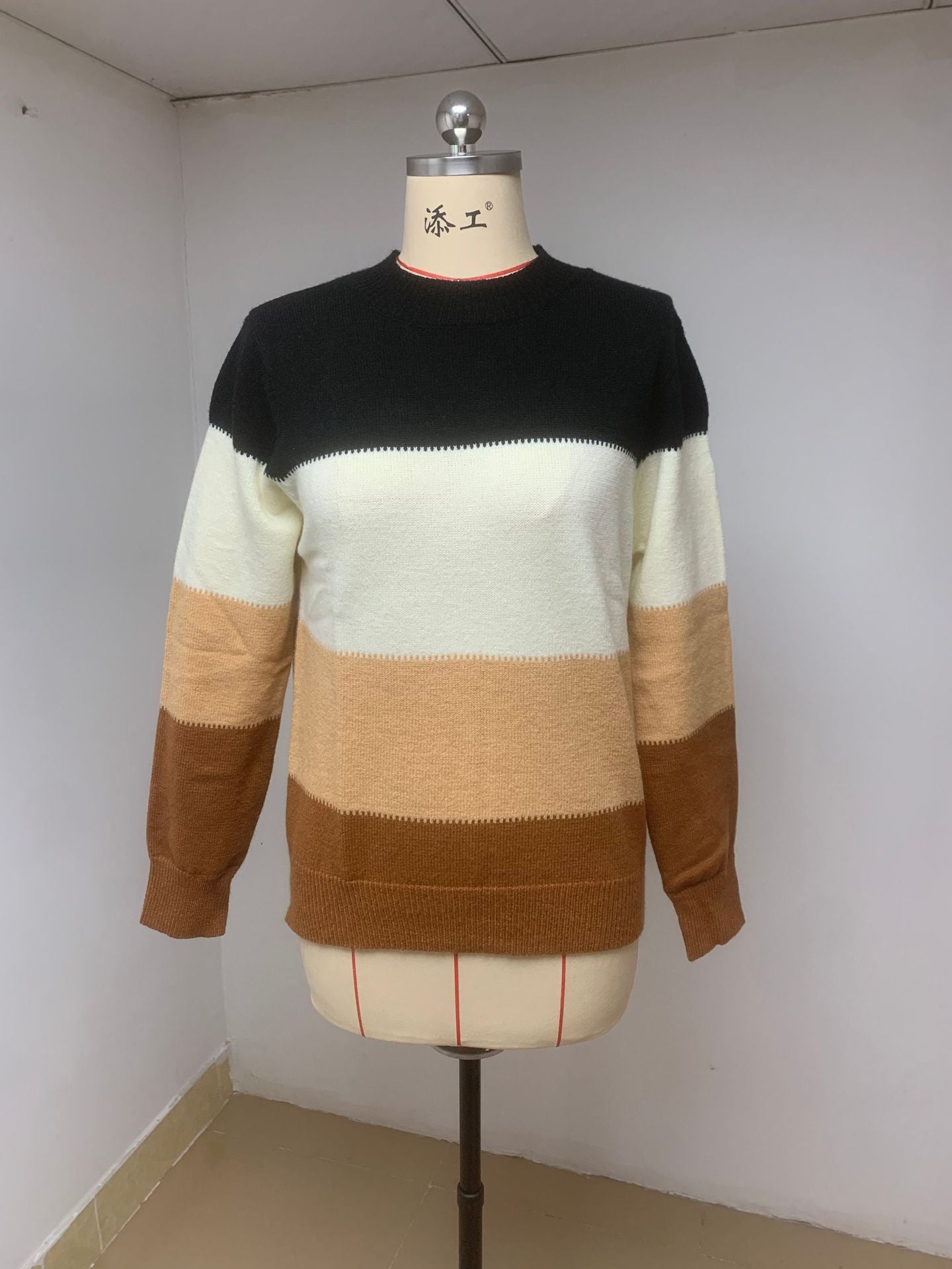Damen Rundhals Strickpullover mit modernen Farbkombinationen Amawinc