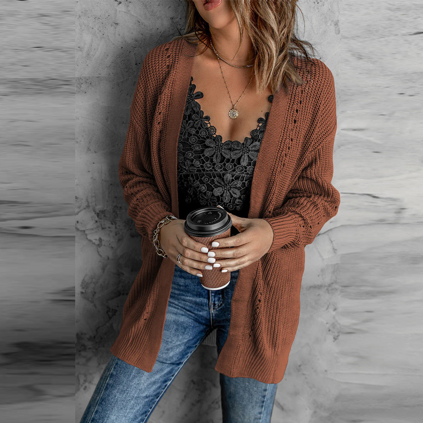 Damen offene Strickjacke mit leichter Lochstruktur und komfortabler Passform Amawinc