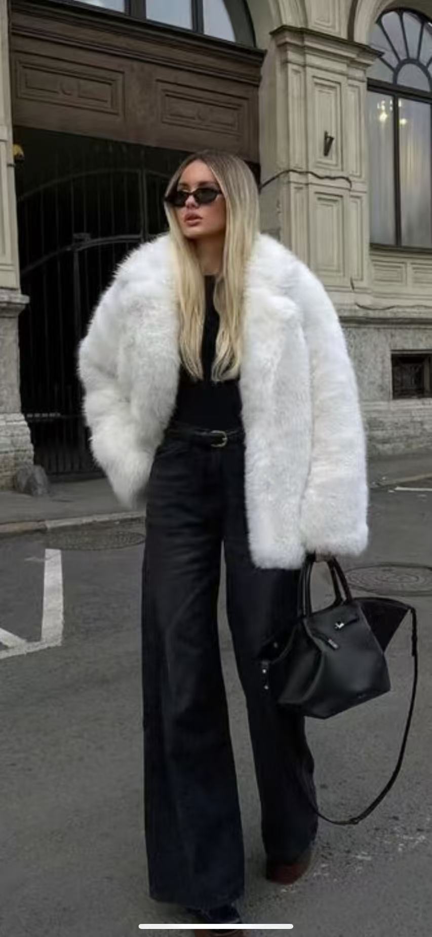 Damen Eleganter Oversized Kunstpelzmantel mit weit geschnittenen Ärmeln Amawinc