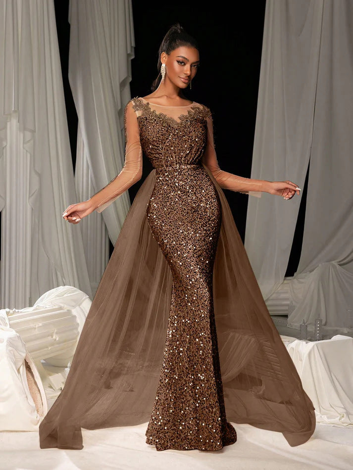 Elegantes langes Spitzenkleid für Partys von Fudus
