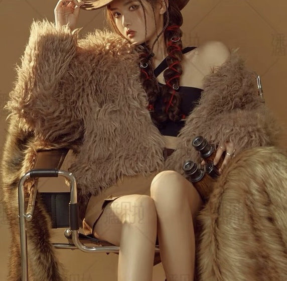 Damen statement Fleece-Jacke mit voluminösem Look Amawinc