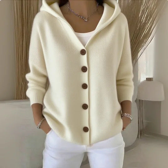 Damen Kapuzenstrickjacke mit praktischen Knopfdetails und lässigem Schnitt Amawinc