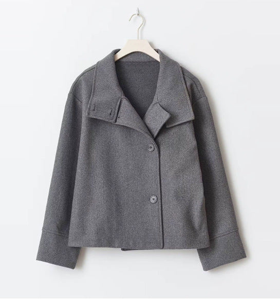 Damen Übergangsjacke mit modernem Reverskragen und eleganten Knopfdetails Amawinc