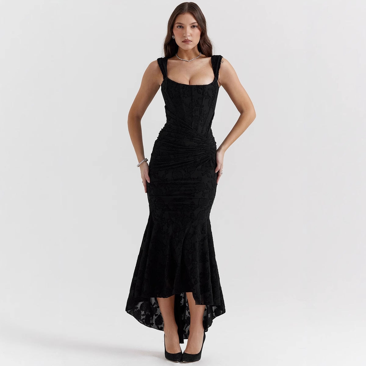 Robe De Soirée Femme Coupe Sirène Aspect Satin Epaule Unique Taille Froncée Pour Réceptions Raffinées
