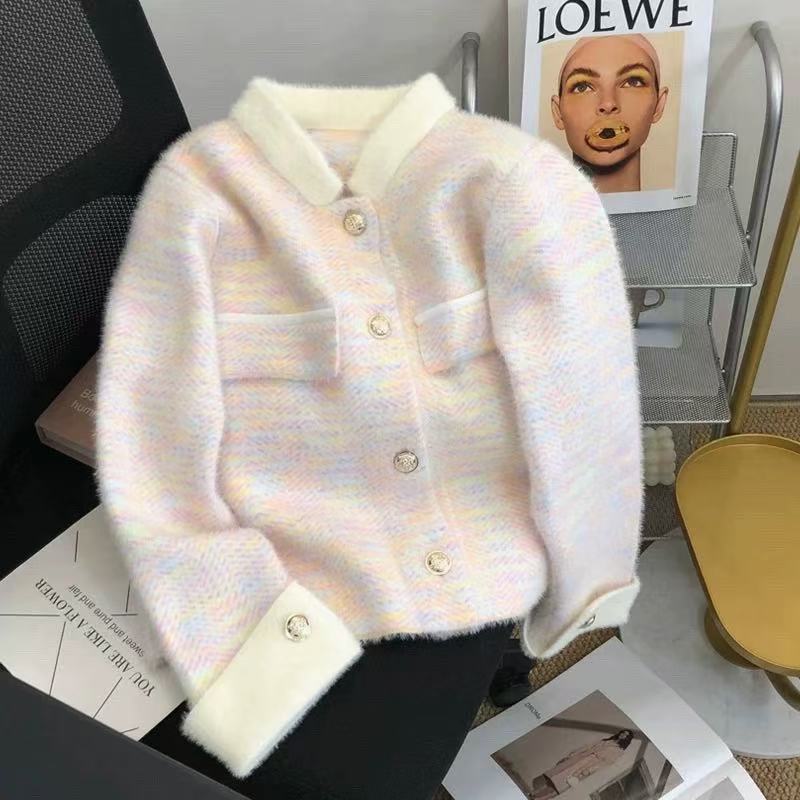 Damen Modischer Strickjacke mit Struktur und eleganten Knopfdetails Amawinc