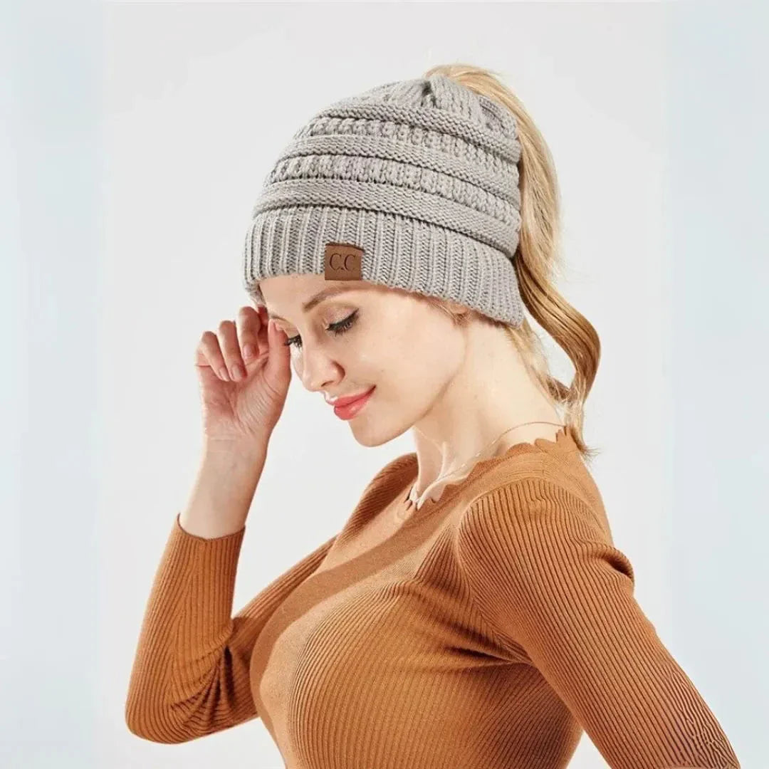 Bonnet Tricot Olie Avec Ouverture Pour Queue De Cheval Maille Chaude Confortable Et Élastique