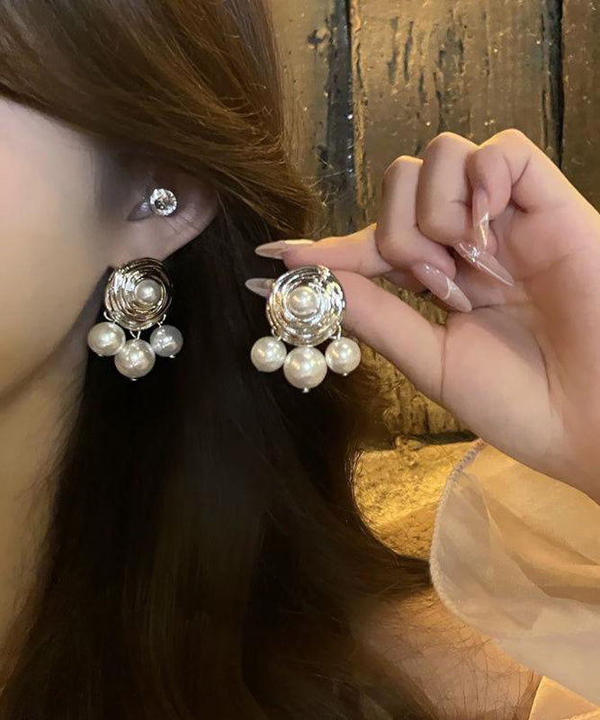 Boucles d'oreilles à tige en alliage blanc et perles au design original - Amawinc
