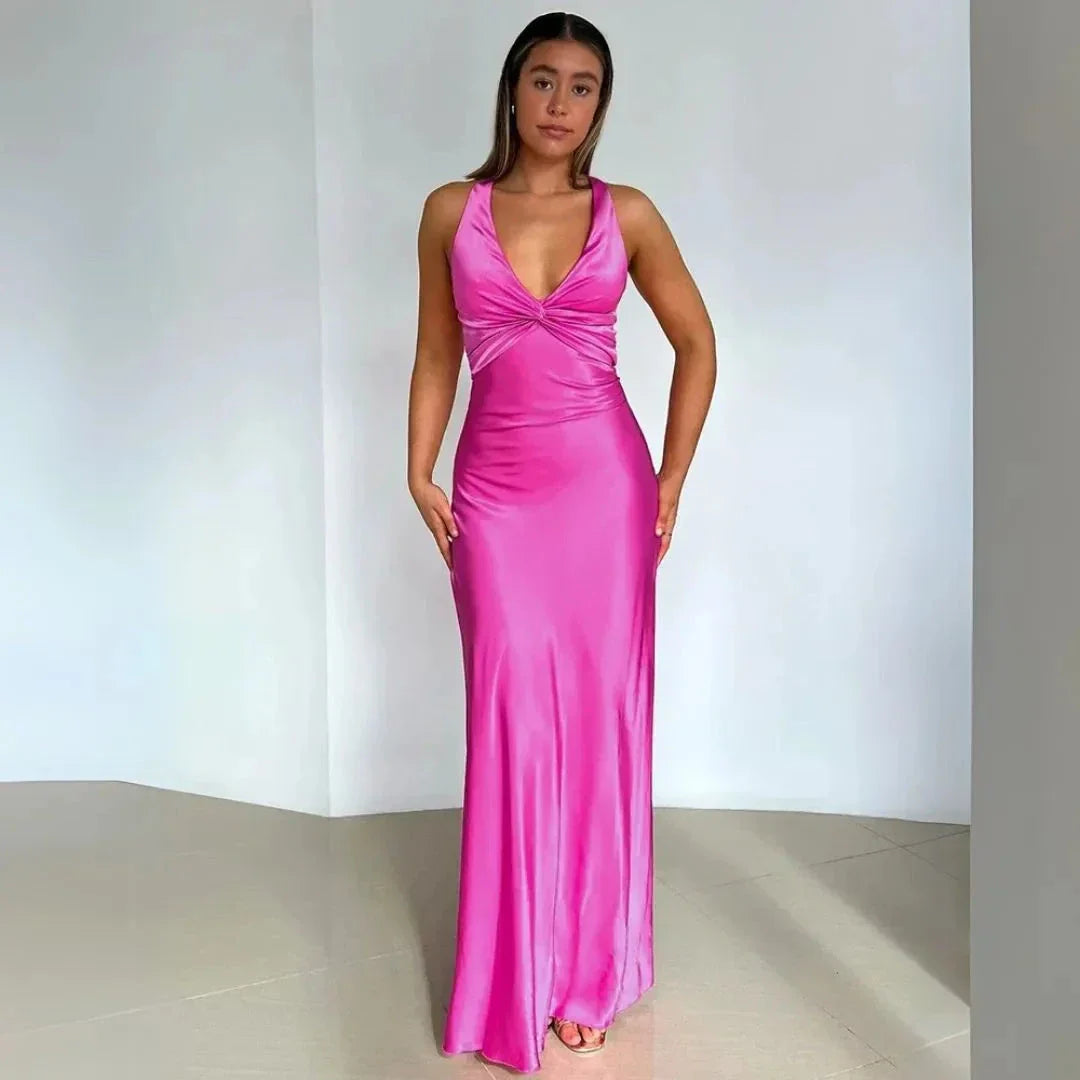 Robe Maxi Satinée Penelope Twist Front Halter Slip Pour Soirée Élégante Waylynn Chic