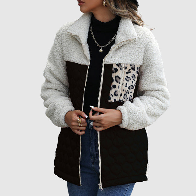Manteau Hiver Patchwork Matelassé Pour Femme Avec Panneaux Satinés Doux Sherpa Et Détail Léopard
