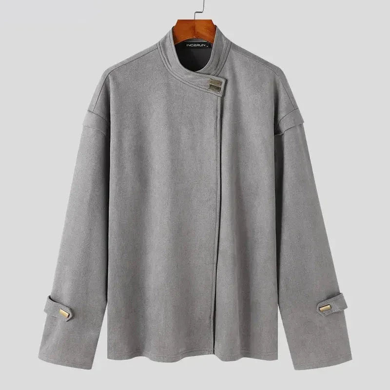 Veste Rafael Col Montant Minimaliste Avec Fermeture Asymétrique Et Pattes De Manche Réglables En Tissu Doux