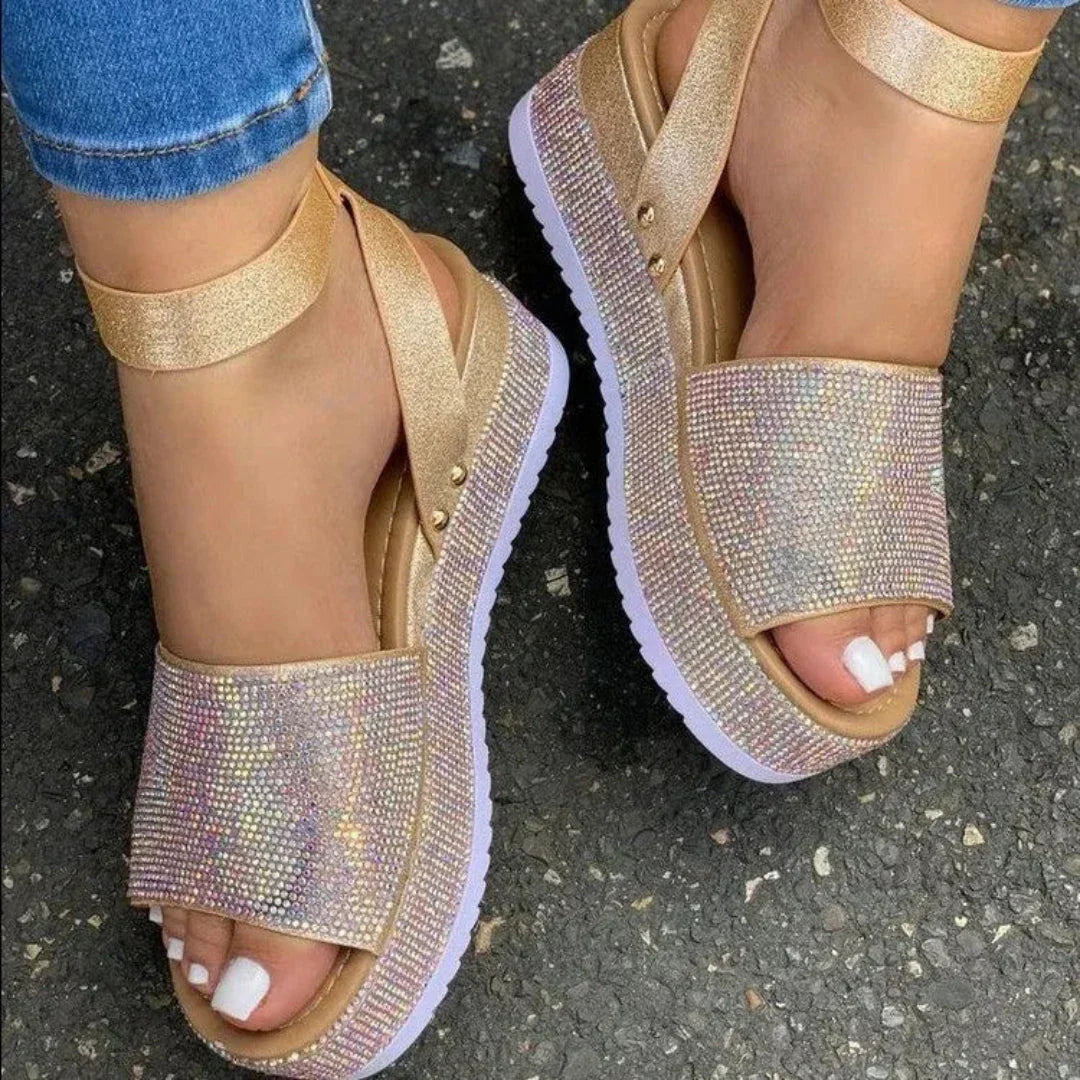 Sandales Riley À Plateforme Chunky Brillantes Avec Strass Pour Été Chic Confort Et Glamour