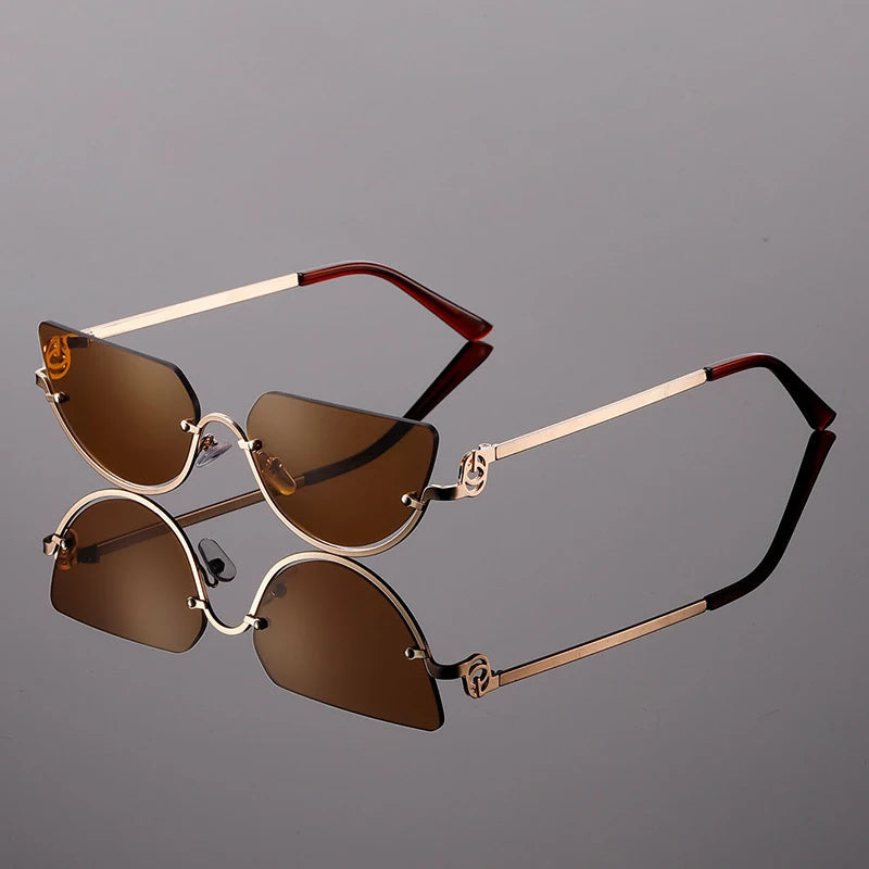 Lunettes De Soleil Riviera Curve Cat Eye Avec Monture Fine Et Finition Or Et Protection UV400