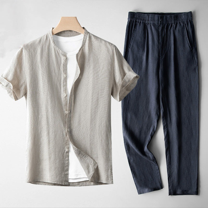 Ensemble Roberto Russo Abruzzo Attire Avec Chemise À Col Mandarin À Manches Courtes Et Pantalon Bleu Nuit Ajusté