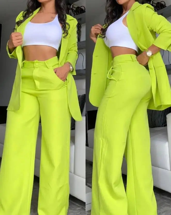 Avelena Damen-Zweiteiler: Blazer und Hose im angesagten Design
