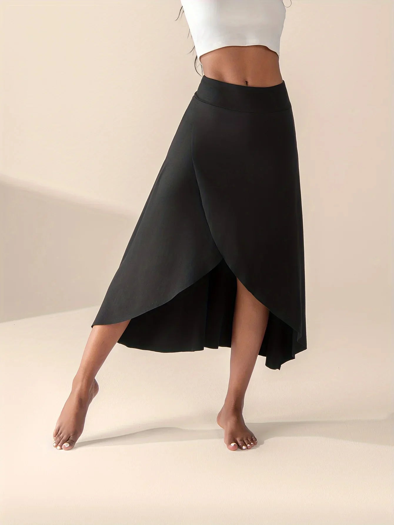 Jupe Longue Flare Enveloppante avec Ourlet Asymétrique et Fente Culotte Intégrée Polyester Elasthanne Ultra Léger