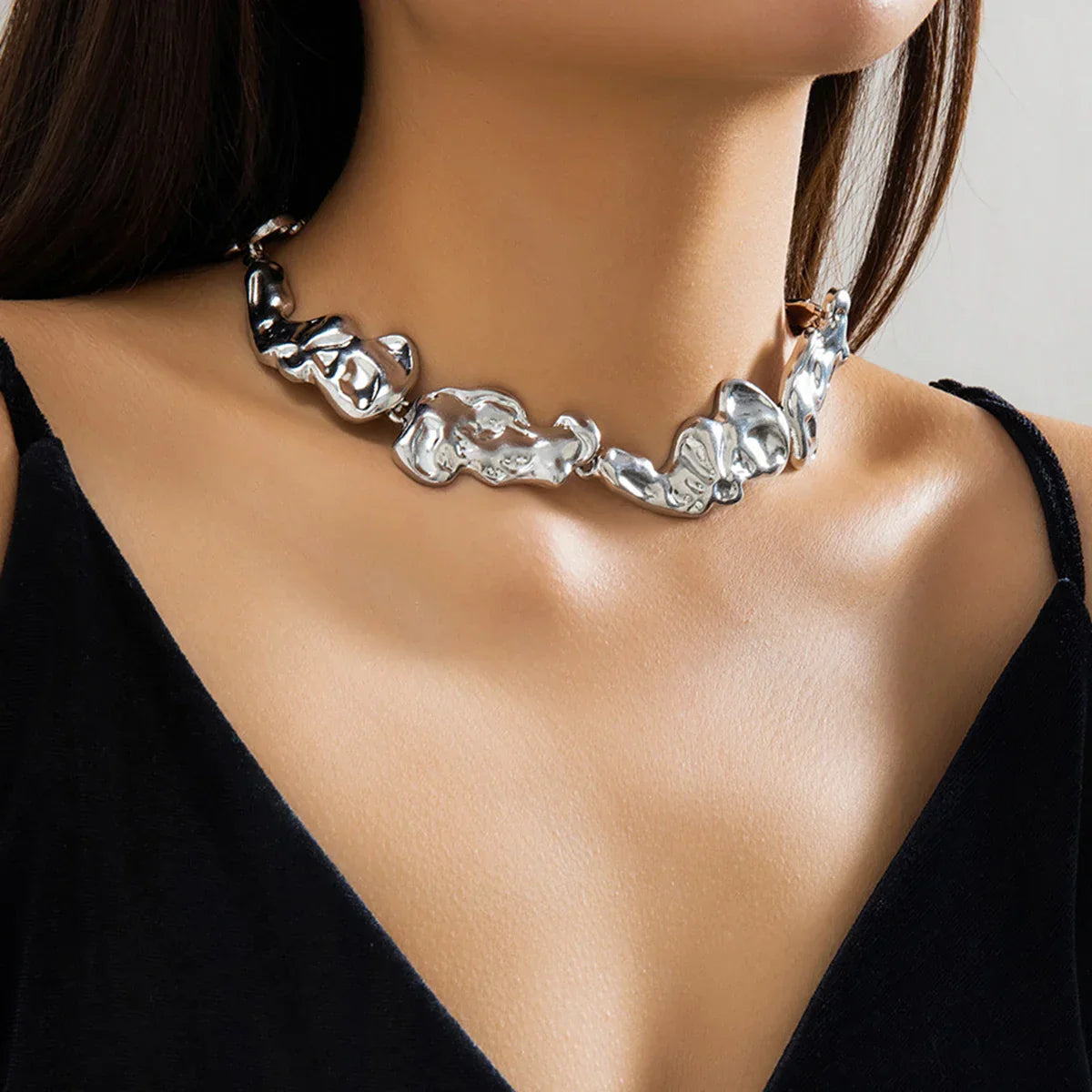 Ensemble de Bijoux Abstraits Élégance Fondante Or et Argent Liens Organiques Légers et Confortables
