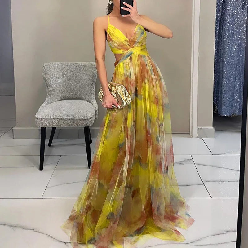 Robe Maxi Florale Ruby pour Mariages et Réceptions en Plein Air en Chiffon Plissé 100 pour cent Polyester