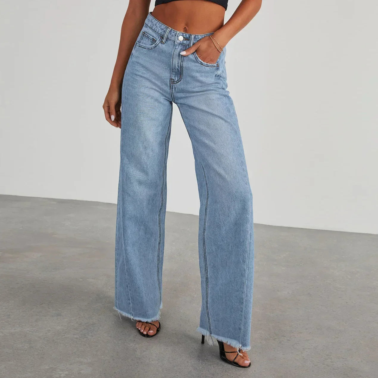Madison Jean Femme Large Jambe Évasée À Taille Élevée En Denim Soft Wash Avec Ourlet Frangé