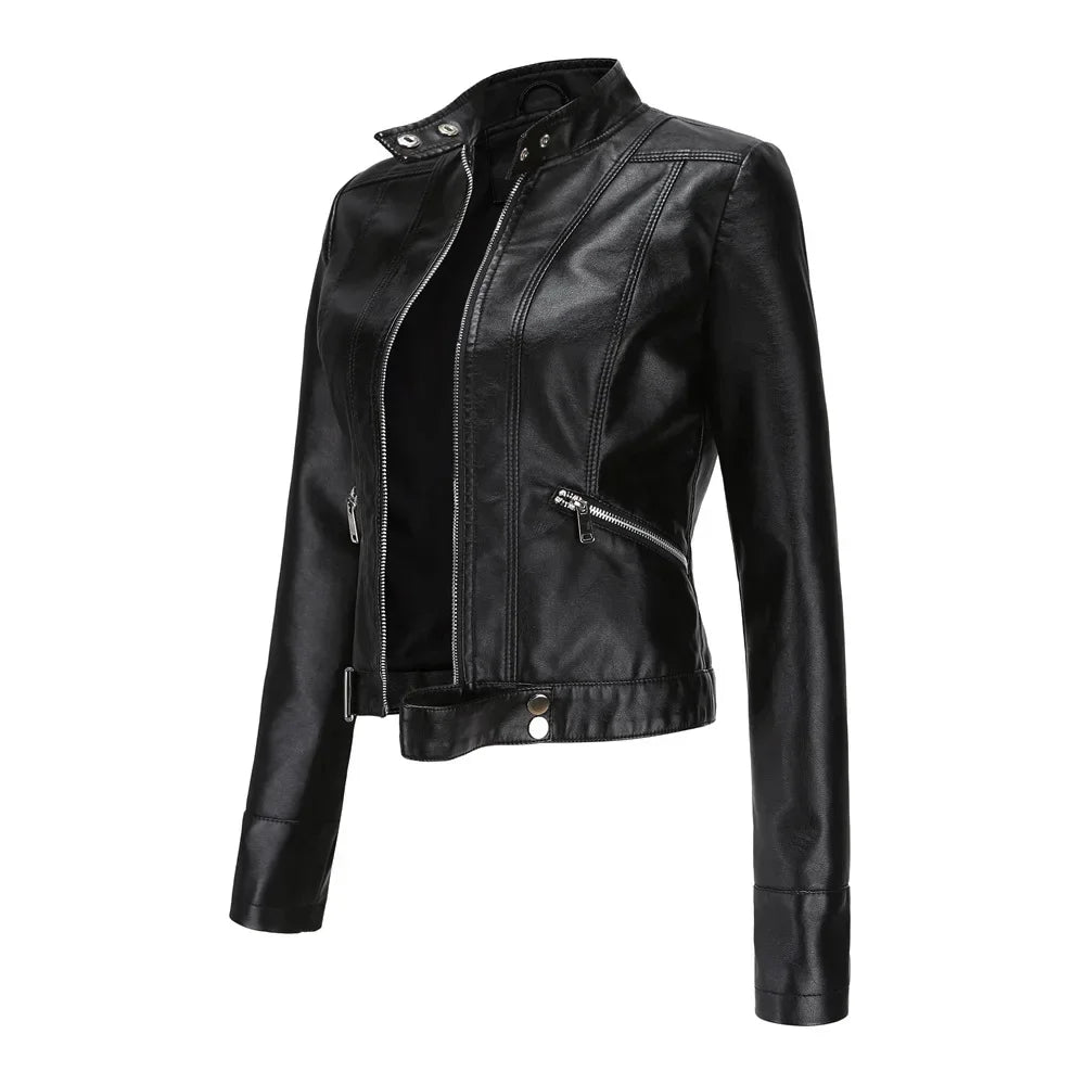 Veste En Cuir Synthétique Harper Street Col Montant Zips Argentés Coupe Ajustée Courte