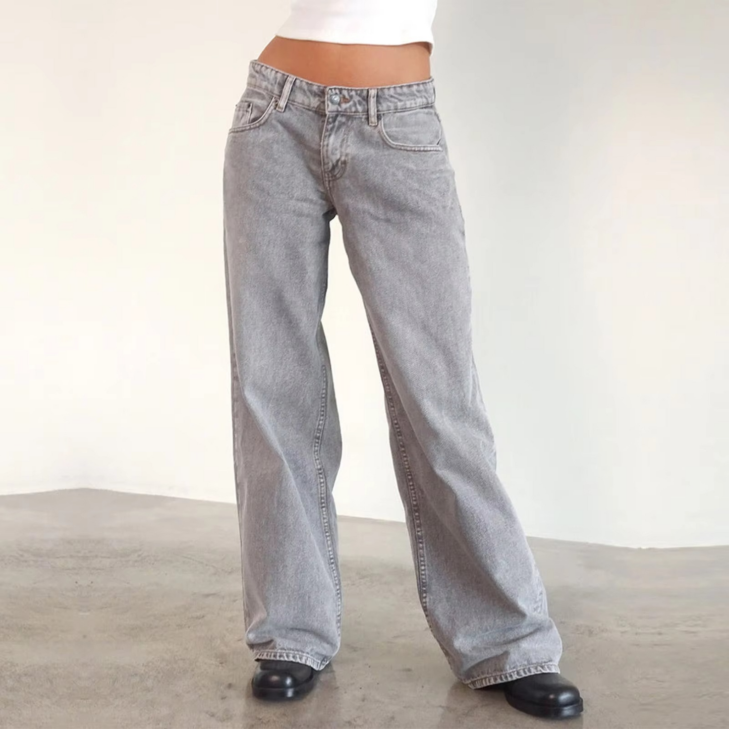 Jean Femme À Taille Moyenne Coupe Droite Vintage Lavé Pour Femmes Confort Durable Et Style Quotidien