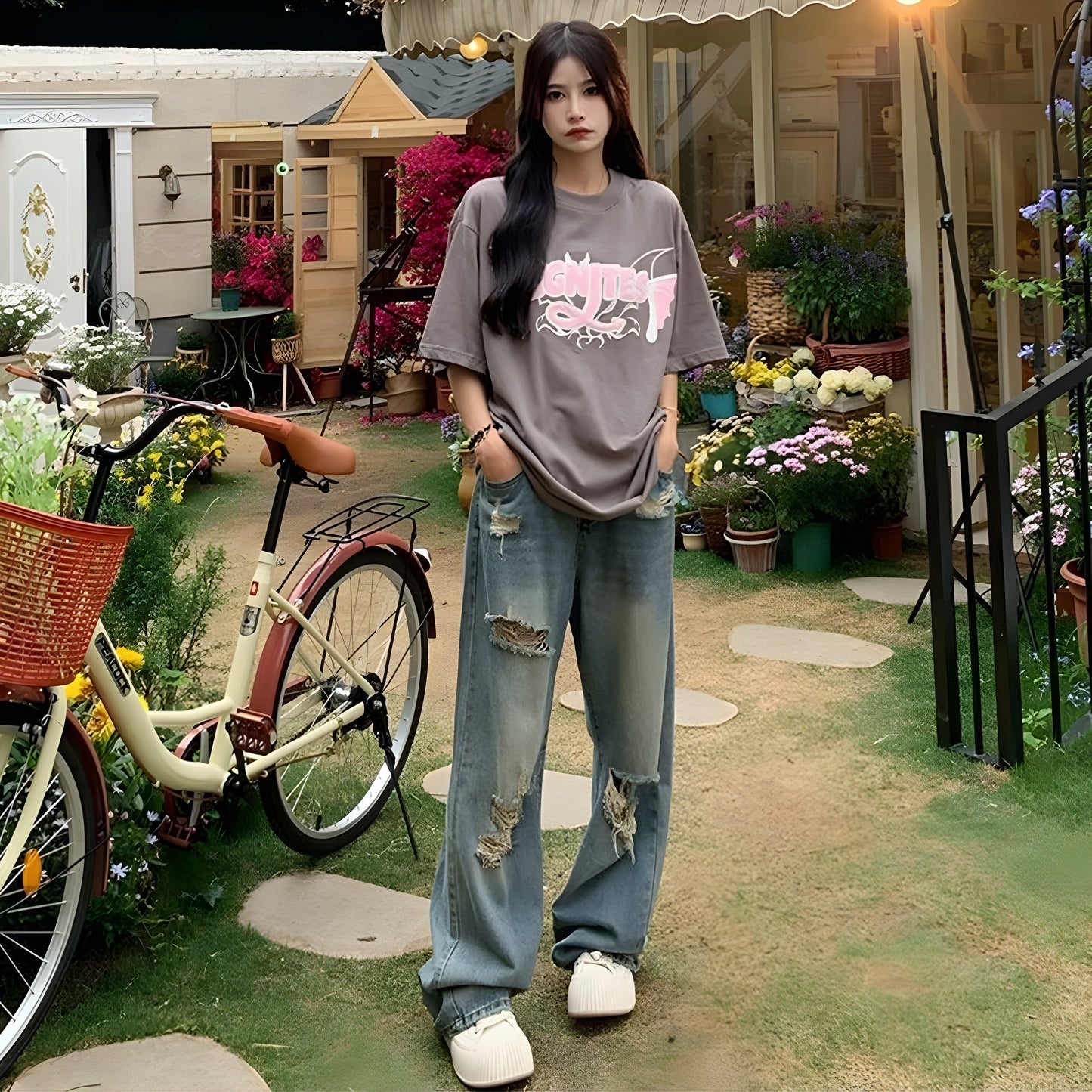 Jeans Déchirés En Denim Vintage Lavé Clair Taille Haute Cintrée Look Streetwear Décontracté