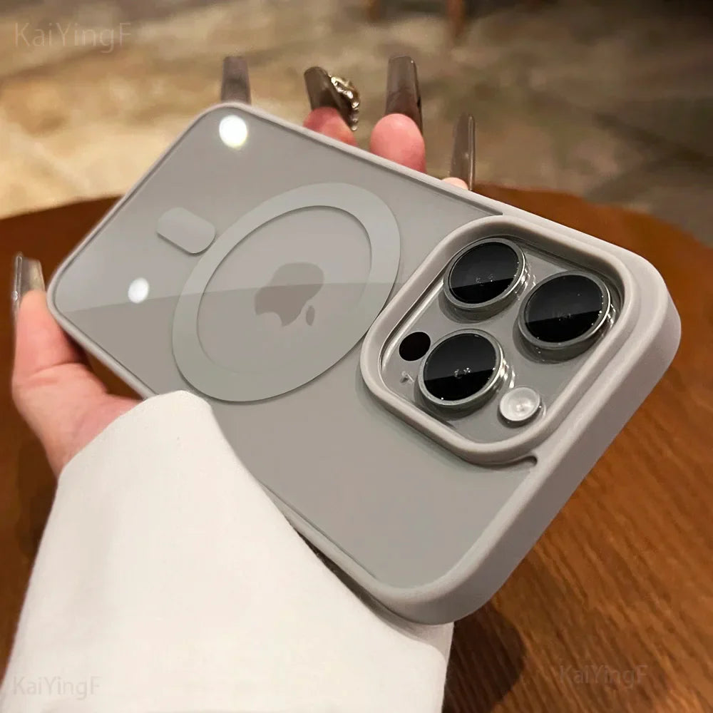 Coque IPhone Urban Groove MagSafe Compatible Ultra Fine Et Léger Dos Transparent Anti Rayures Bords Caméra