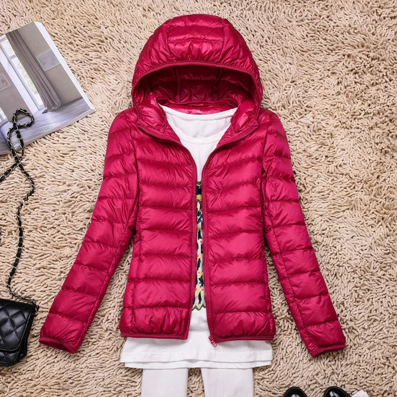 Doudoune Femme Matelassé Légère Coupe Tailorée Longueur Hanche Avec Capuche Nordisk Flair