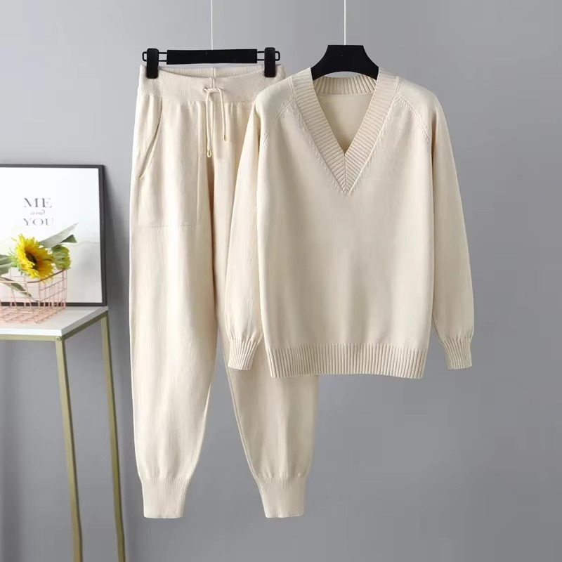 Ensemble Deux Pièces Femme Pull Col V Maille Automne Hiver 2024 Pantalon Inclus Pour Femme Moderne