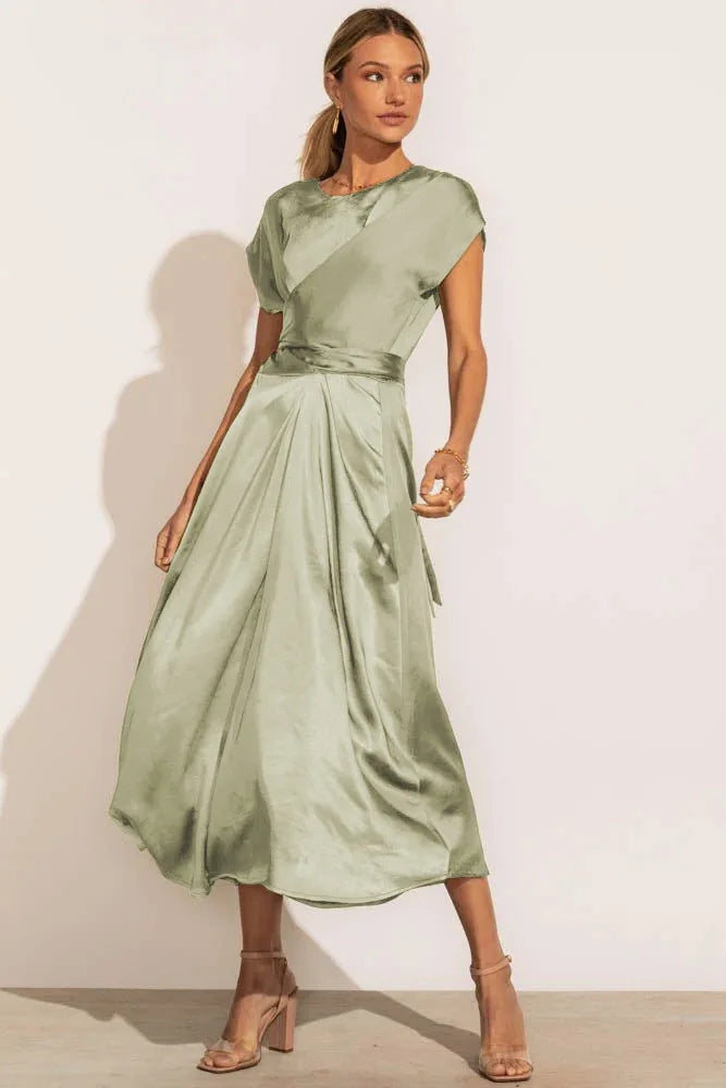 Robe Midi Femme Satinée Décolleté en V Cache Coeur Élégante Ligne A Chic Pour Journées Et Soirées