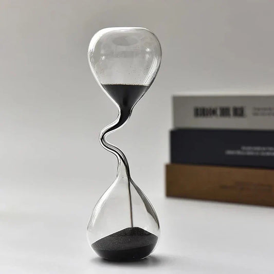 Phaedra Hourglass - Amawinc