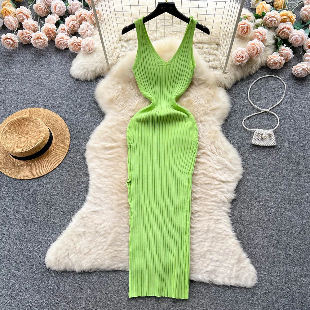 Robe Louris En Maille Côtelée Extensible Silhouette Sculptée Pour Soirées Élégantes Et Événements Raffinés Amawinc