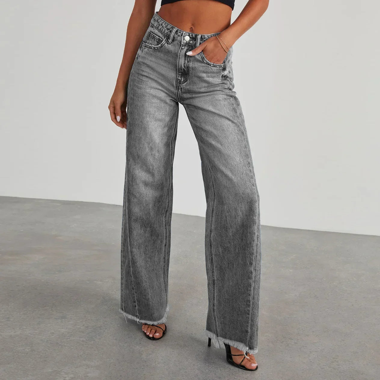 Madison Jean Femme Large Jambe Évasée À Taille Élevée En Denim Soft Wash Avec Ourlet Frangé